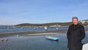 İzmir Seferihisar'da deniz çekilmesi lodos yüzünden