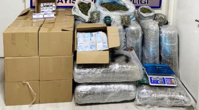 İzmir'de uyuşturucu baskınları 114 tutuklama