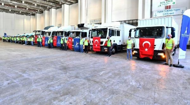 İzmir'den 100 bin kişilik gıda desteği deprem bölgesine yola çıktı