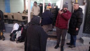 İzmir'e depremzedeler yerleştiriliyor; 'O anın sesi hala kulağımda'