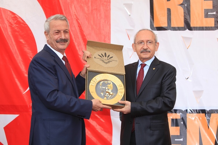 Karabağlar'ın ilk Belediye Başkanı vefat etti