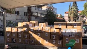 Karşıyaka taraftarlarından bin 300 çocuk kabanı