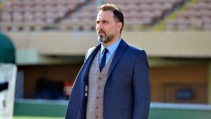 Kuşadasıspor'da Bülent Ataman gitti