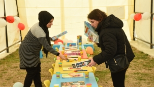 Menemen Belediyesi ekiplerinden depremzede çocuklara psikolojik destek