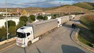 Menemen'den büyük destek! 20 TIR yardımın 4'ü daha yolda