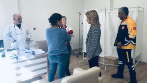 Muğla'ya gelen depremzedeler sağlık kontrolünden geçirildi