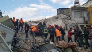 Osmaniye'de artçı deprem; 4 katlı bina yıkıldı