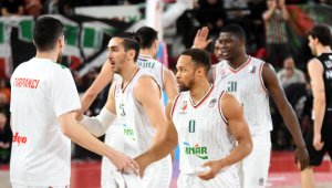 Pınar Karşıyaka'dan 7'de 7! Beşiktaş'ı da geçti