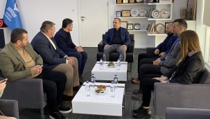 Sürekli: Kentsel dönüşüm yerine kendi çevrelerinde dönüyorlar