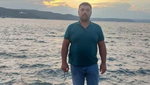 Ağaca çarpan otomobilin sürücüsü hayatını kaybetti