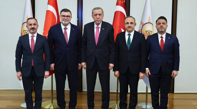 AK Parti İzmir'in yeni başkanından ilk mesajlar