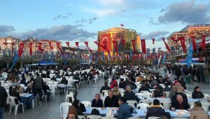 Aydın Büyükşehir Belediyesi mahallelerde iftar sofraları kuruyor
