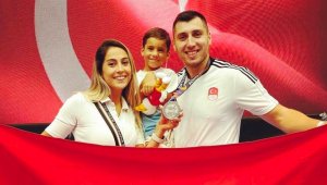 Baba-oğul bulundu, anneden haber yok