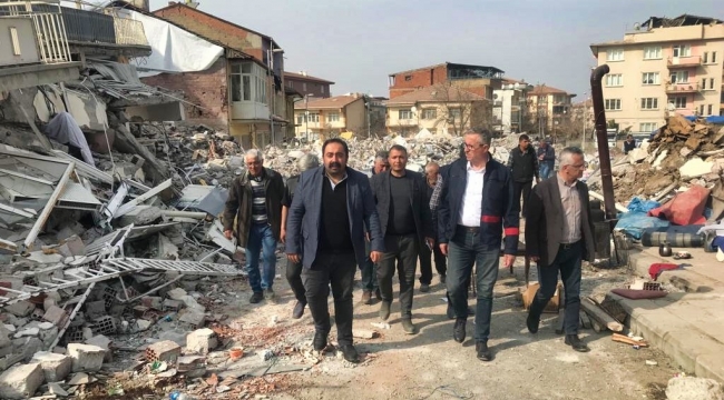 Başkan Arda, Malatya ve 4 ilçesinde depremzedeleri ziyaret etti