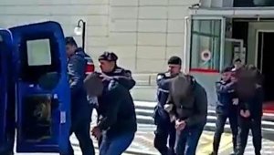 Cinayet şüphelileri 22 yıl sonra yakalandılar