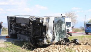 Denizli'de tur midibüsü kazasında bir turist de öldü