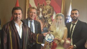 Depremzede çift Bodrum'da evlendi