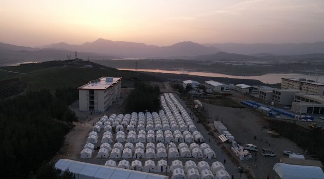 Depremzedelerin oy kullanabilmesi için imkan sağlandı! Çadırlarda oy