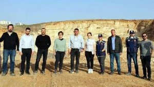 Dokuz Eylül Üniversitesi ekipleri deprem atıklarının bertarafı için çalışıyor