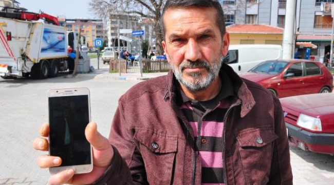 Enkazda ölen eski eşi ve oğlundan geriye deprem gecesi çekilen fotoğraf kaldı