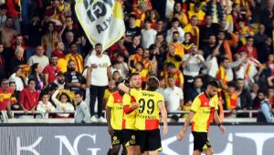 Göztepe taraftarına kavuşuyor