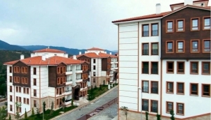 İzmir'de 'İlk Evim Projesi'nin kura çekimi başladı