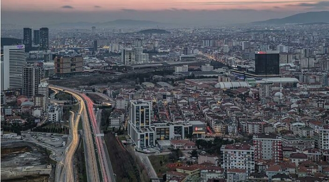 İstanbul boşalıyor! Güvenli yerlere göçüyorlar