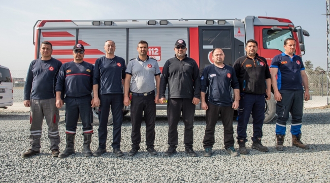 İzmir İtfaiyesi Hatay'da gece gündüz her tür çalışmada rol alıyor