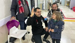 İzmir'den giden ekip 2 bin çocuğu tedavi etti