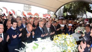 İzmirli iş insanı Zorlu, son yolculuğuna uğurlandı