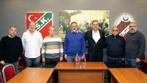 Karşıyaka'da Dinçel gitti