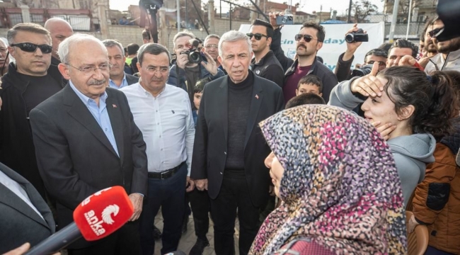 Kılıçdaroğlu, Konak Belediyesi'nin çadır kentini ziyaret etti