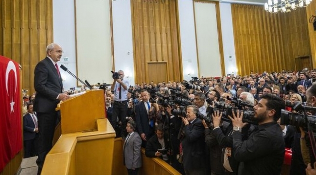 Kılıçdaroğlu: Meral hanım merttir, masaya vurur