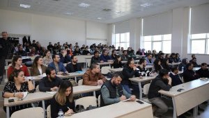 Manisa'da yapıları denetleyecek inşaat mühendislerine eğitim