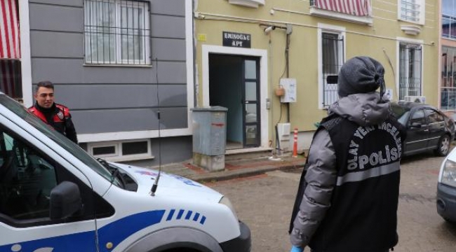 Şaka yaparken çocukluk arkadaşını öldürdü