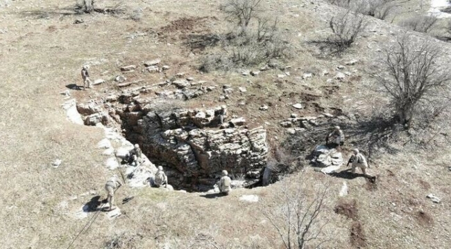 Teröre büyük operasyon Mehmetçik, PKK'nın inlerine kadar girdi! 