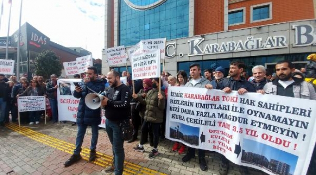 TOKİ hak sahiplerinden Karabağlar Belediyesi önünde eylem