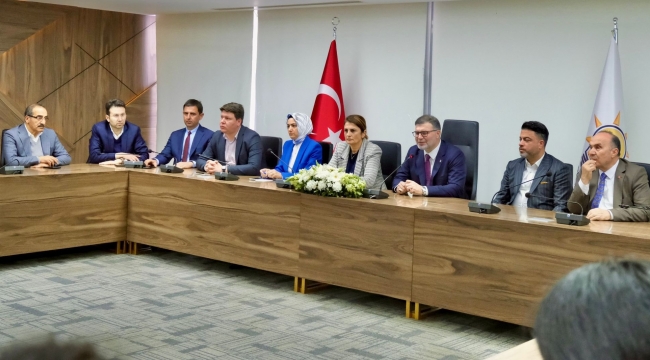 AK Parti İzmir yönetimi istifa ediyor