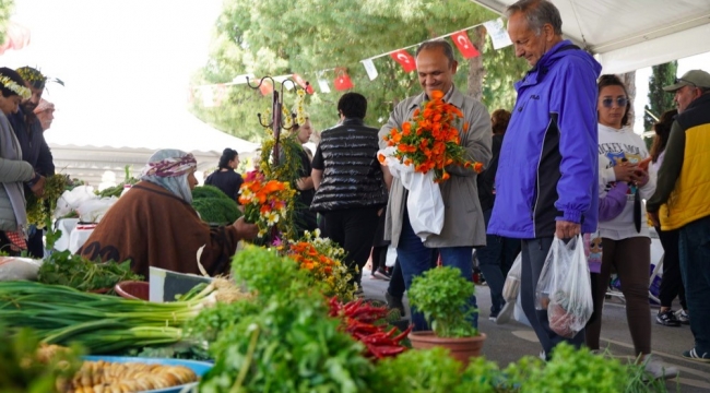 Alaçatı klasiği! Ot festivali başladı