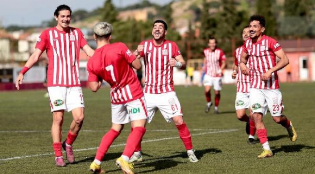 Ayvalıkgücü'nden zirveye darbe