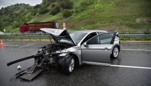 Balıkesir Milletvekili Canbey, trafik kazası geçirdi