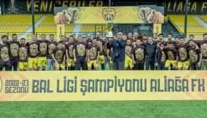 Belediye başkanından şampiyonluk pozu!