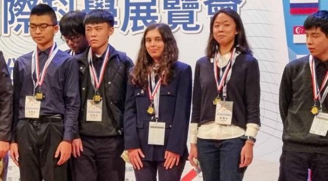 Buca'nın öğrencileri 3 ayda 3 ülkedeki fuarlarda 3 madalya kazandı