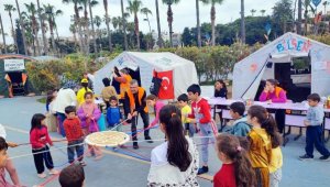 Depremzede öğrencilere bilim ve sanat etkinliği