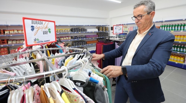 Gaziemir'de ihtiyaçlı ailelere 17 bin 625 kez yardım yapıldı