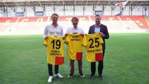 Göztepe'de yönetim de sınıfı geçti