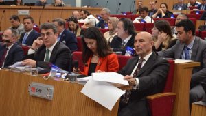 İzmir Büyükşehir Belediyesi faaliyet raporu oy çokluğuyla kabul edildi