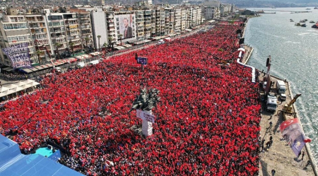 İzmir mitingi dünya manşetlerinde