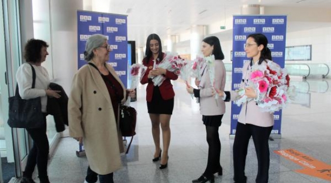 İzmir-Paris uçuşları başları