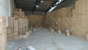 İzmir'de 672 milyon 490 bin makaron ele geçirildi